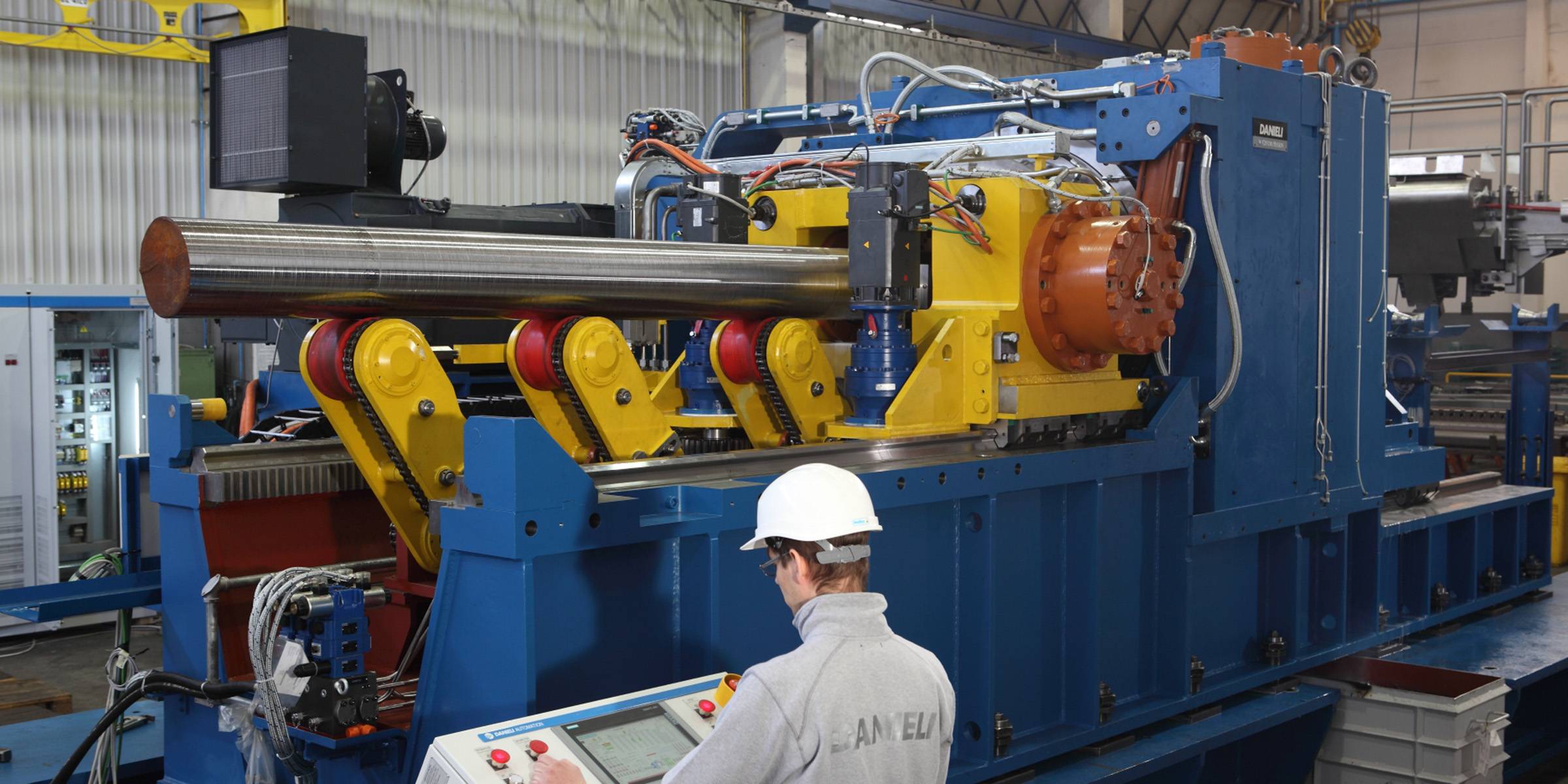 Products › Long › Peeling Machines Precision centreless turning