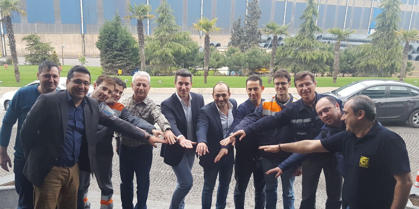 Danieli and Kroman teams at acceptance certificate signing